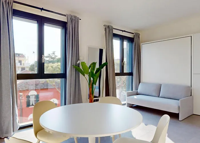 Fifth House - Nuovissime In Marina Centro * Rimini